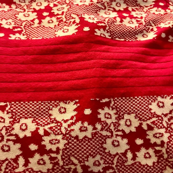 Moth Anthropologie Red Cream Cardigan Knit Sweater Jacket XS - Picture 3 of 5